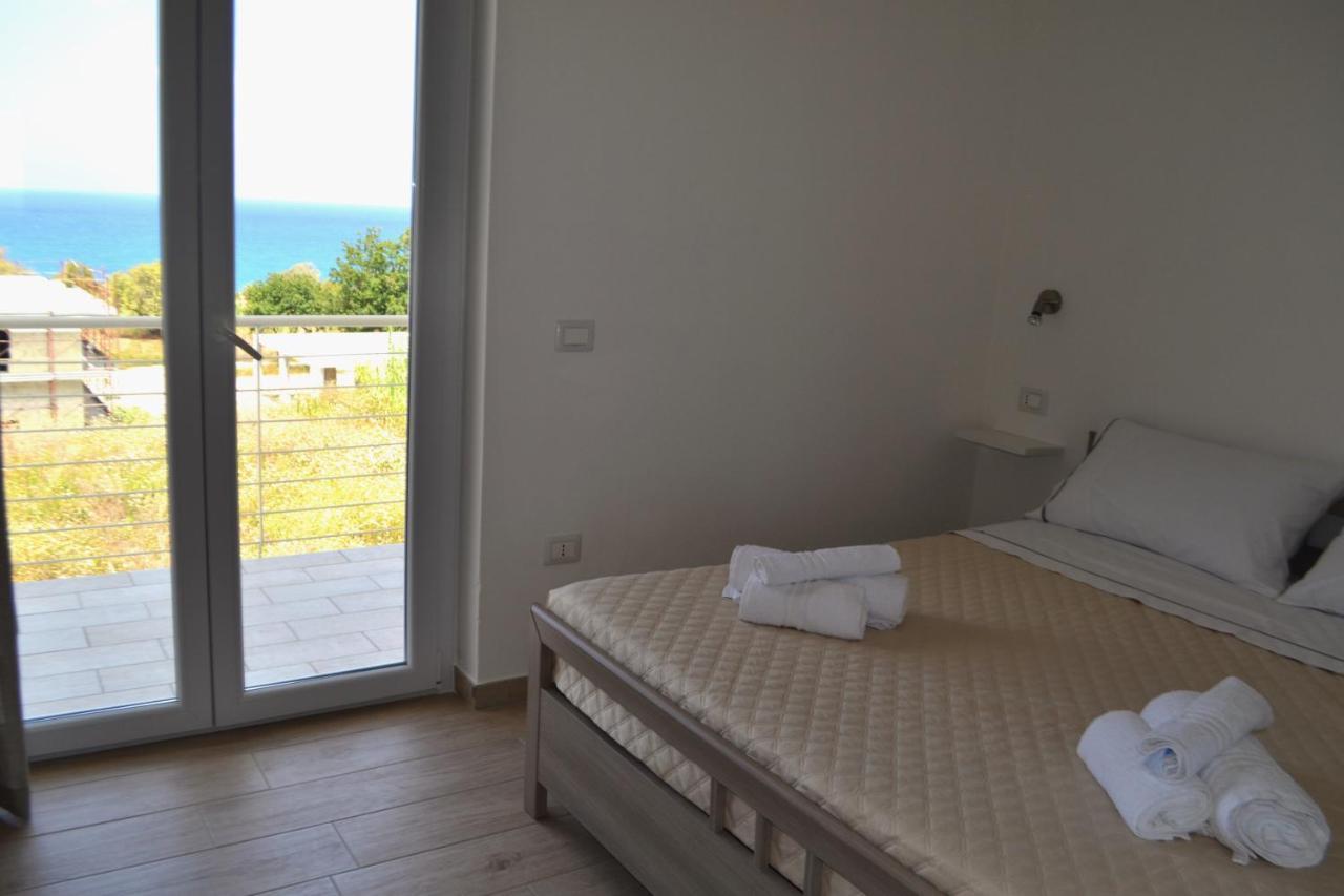 Campus Dei - Tropea Rooms 外观 照片